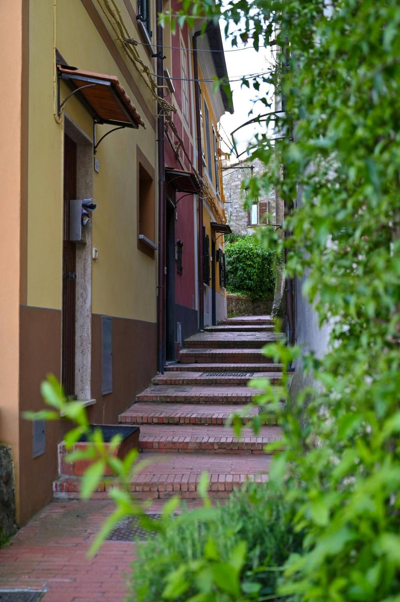 Casa E Mansarda Delle Mura Ameglia Exterior foto